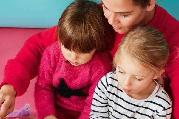 Kinder und Konzentration – das geht nicht immer zusammen. Im kinderzimmer helfen uns dabei feste Rituale. Und eine Erkenntnis: Nur wer den Kopf regelmäßig ausschaltet, kann ihn auch fokussiert einschalten.